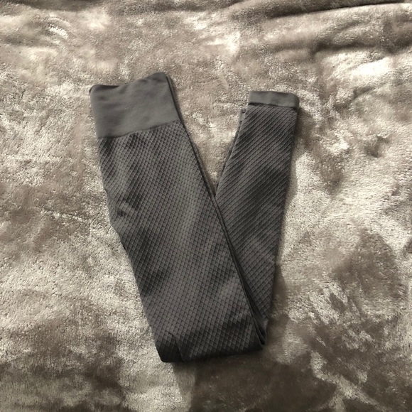 Balance Athletica Energy Graphite Pant - Picture 4 of 4